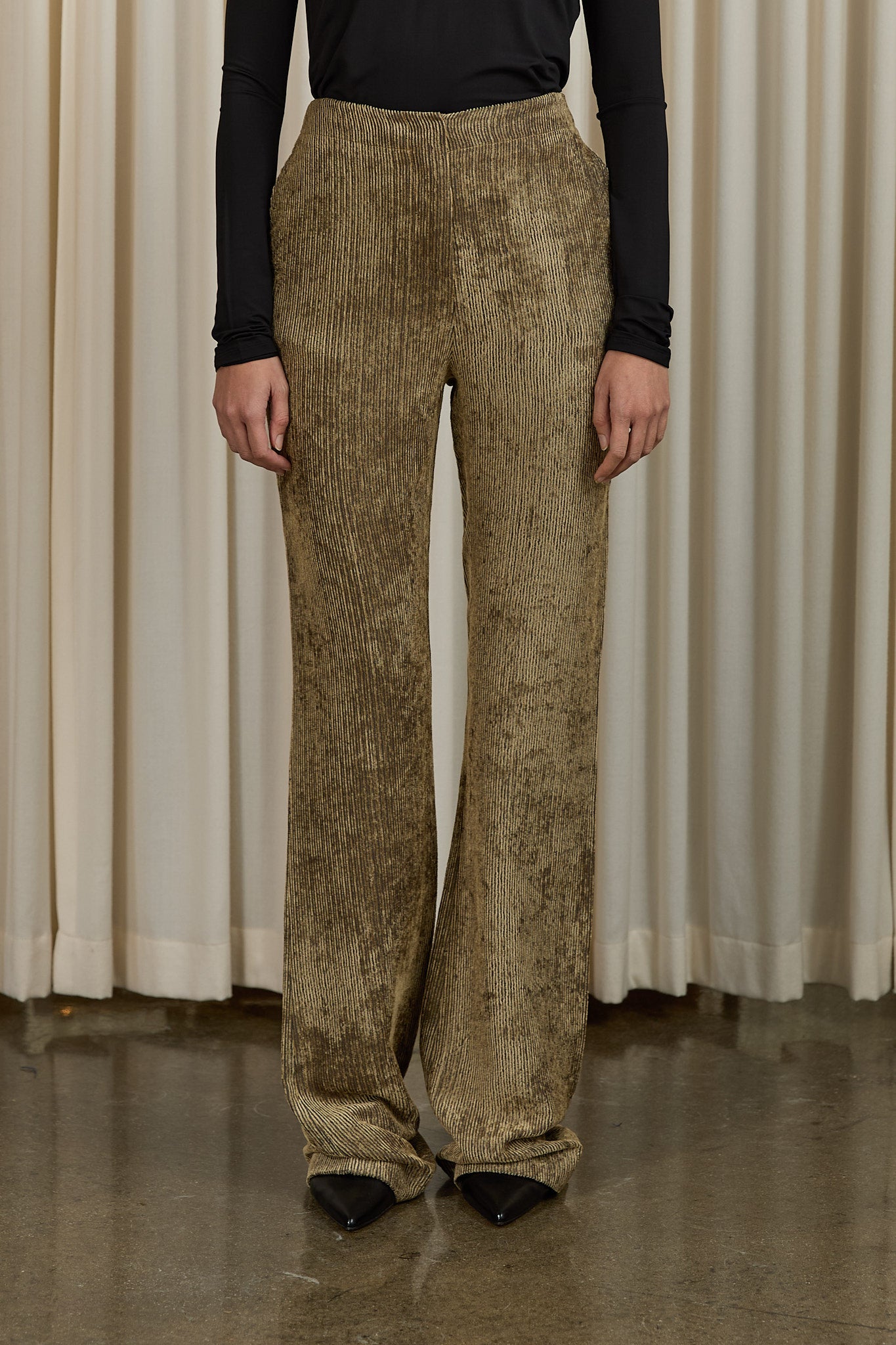 Lora Trouser in Khaki