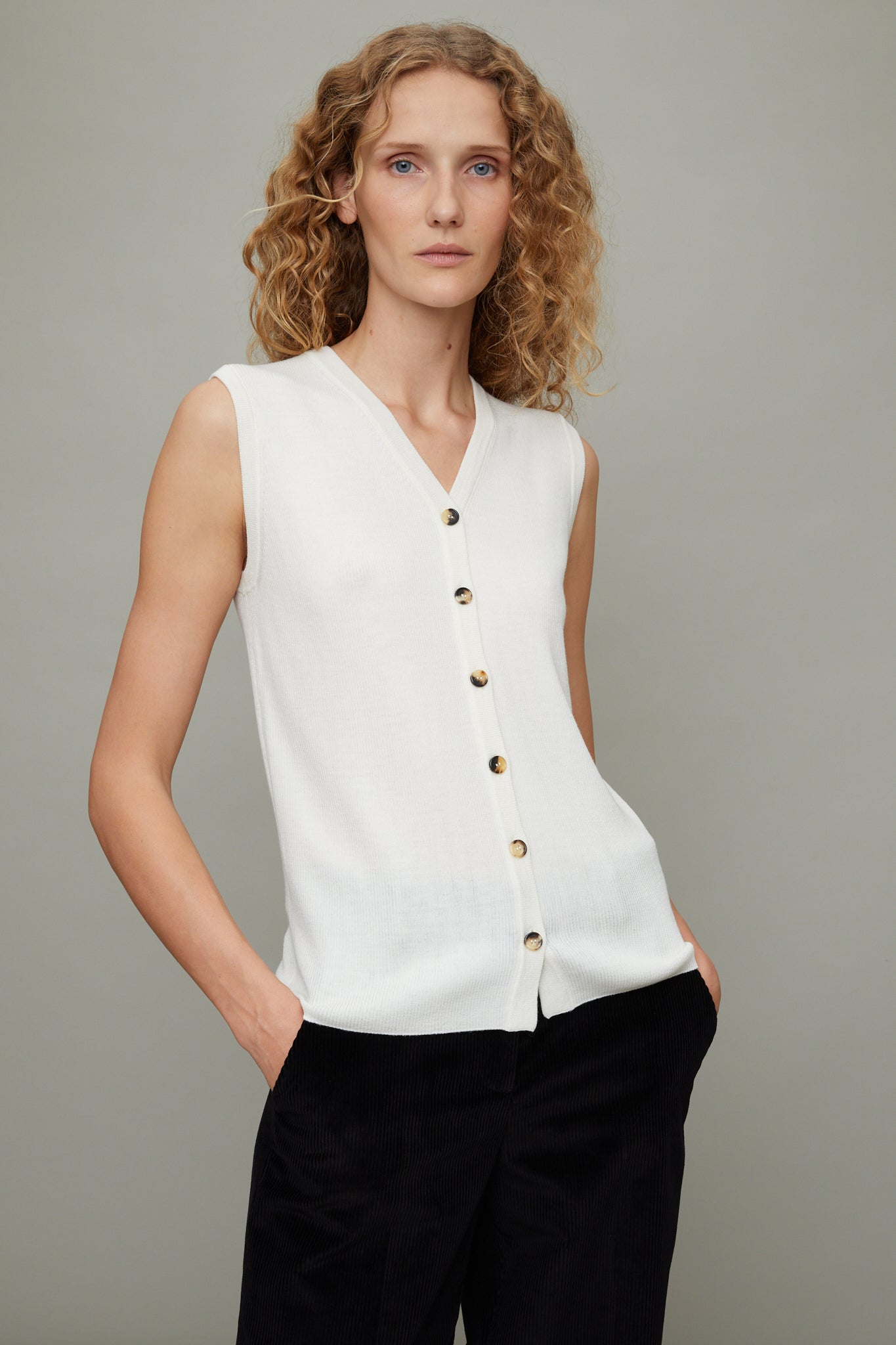 Alice Merino Wool Vest in Cream