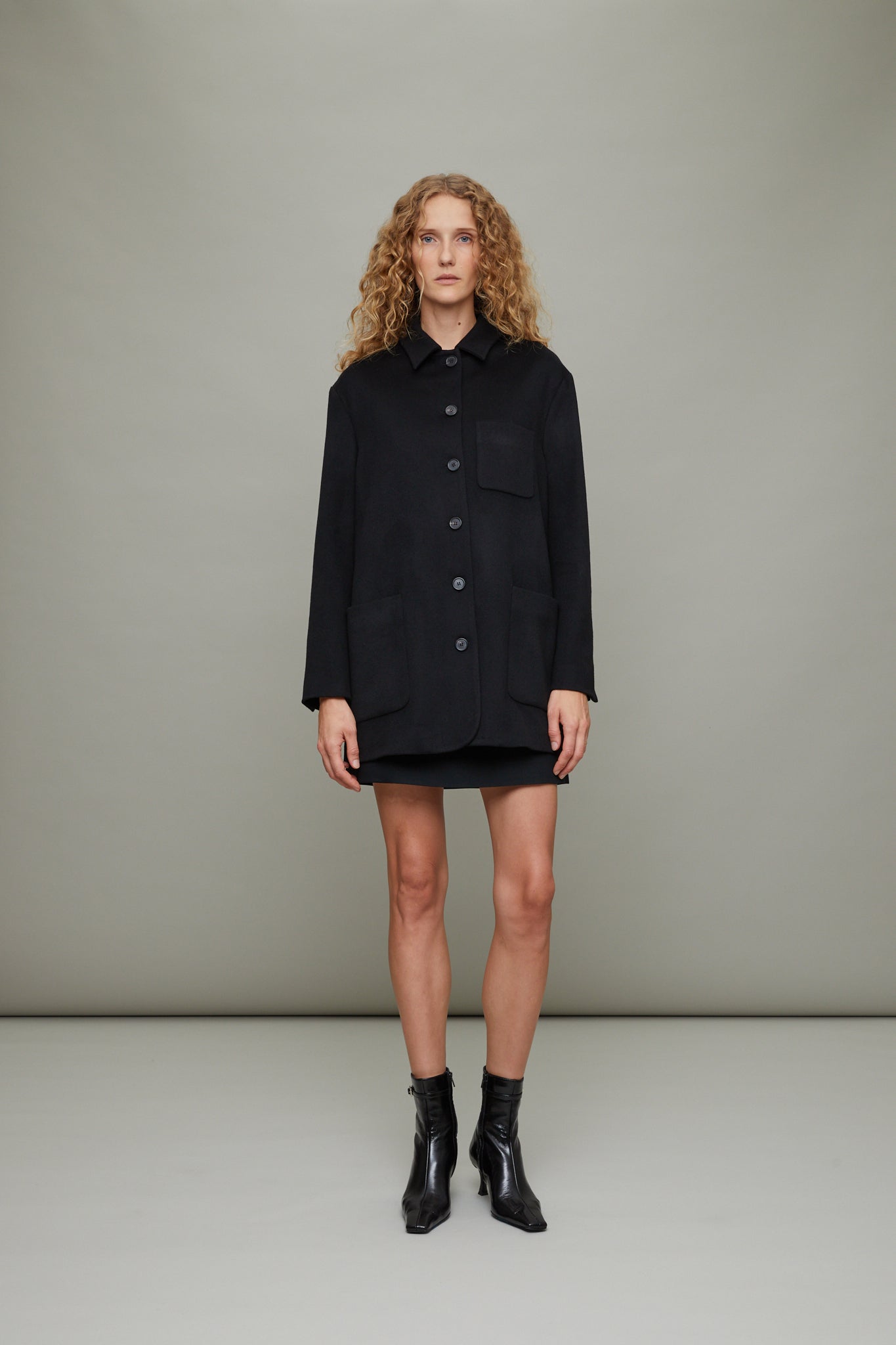 Amaia Cashmere Jacket in Black