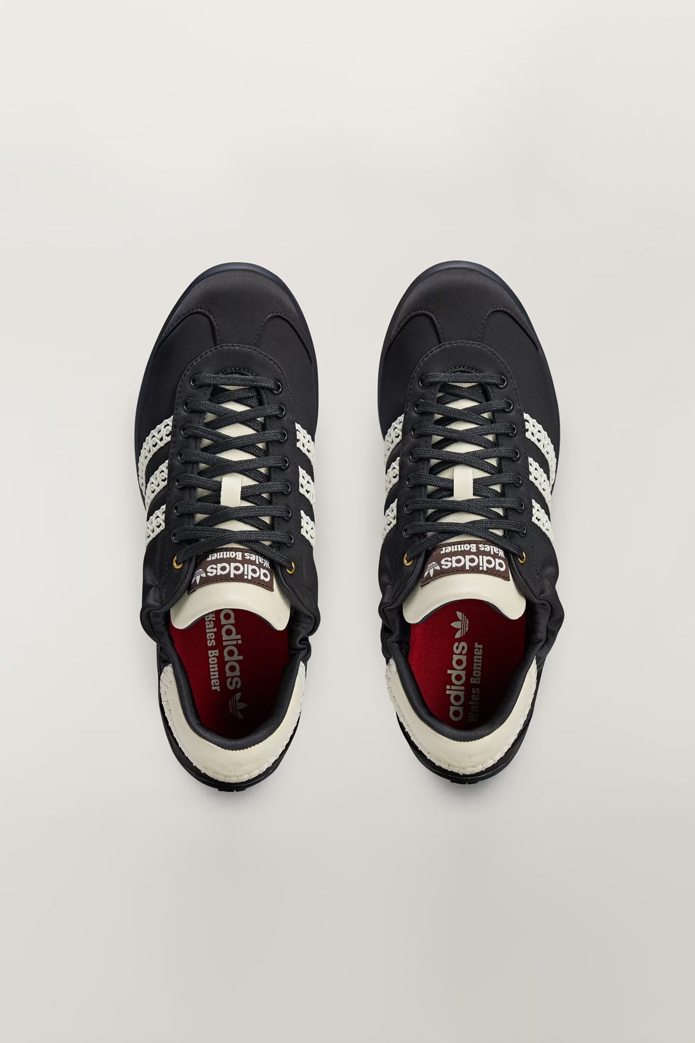 WB Karintha Lo Satin in Black