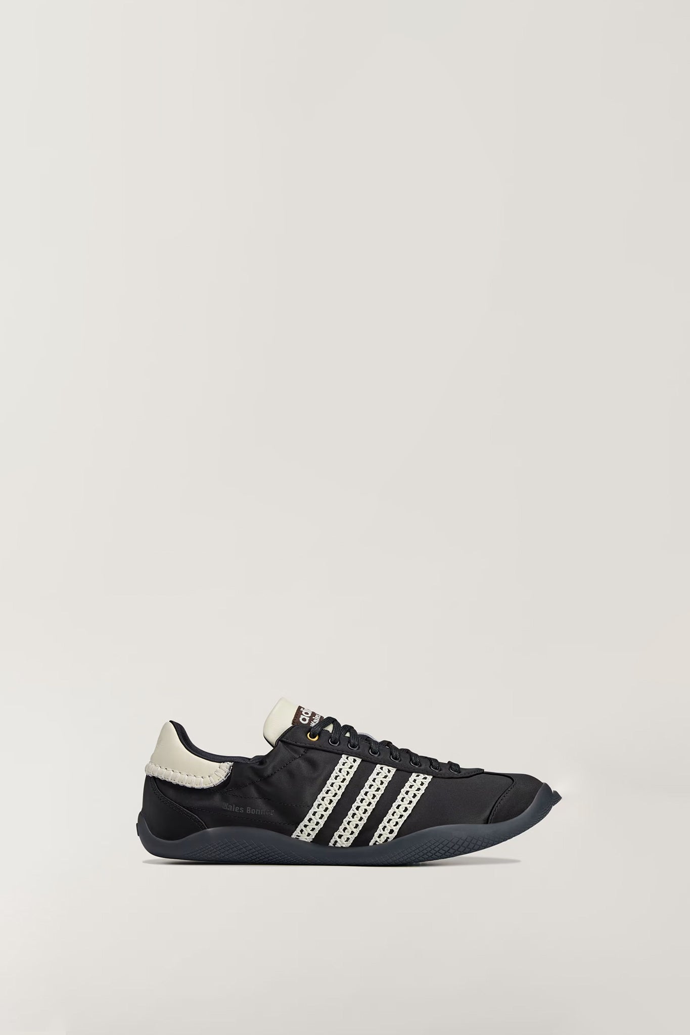 WB Karintha Lo Satin in Black