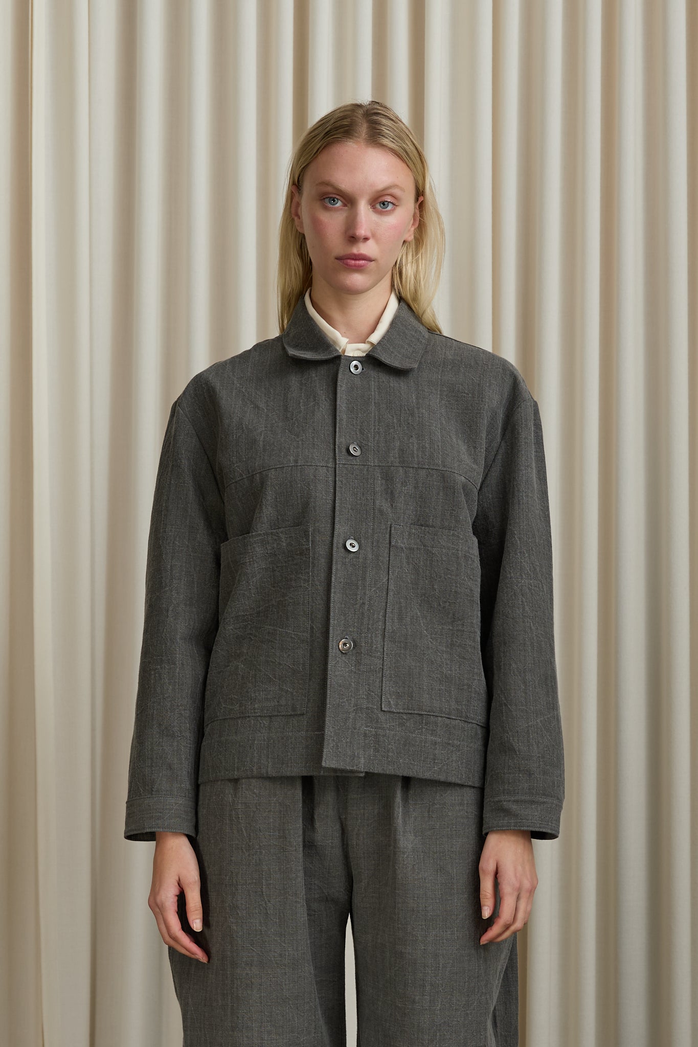 Cafe Jacket in Grey