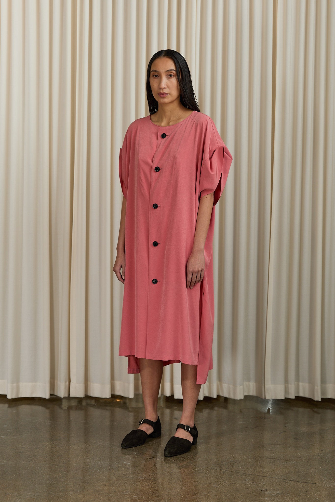 Crepe de Chine Rolled Up Sleeve Dress in Pink
