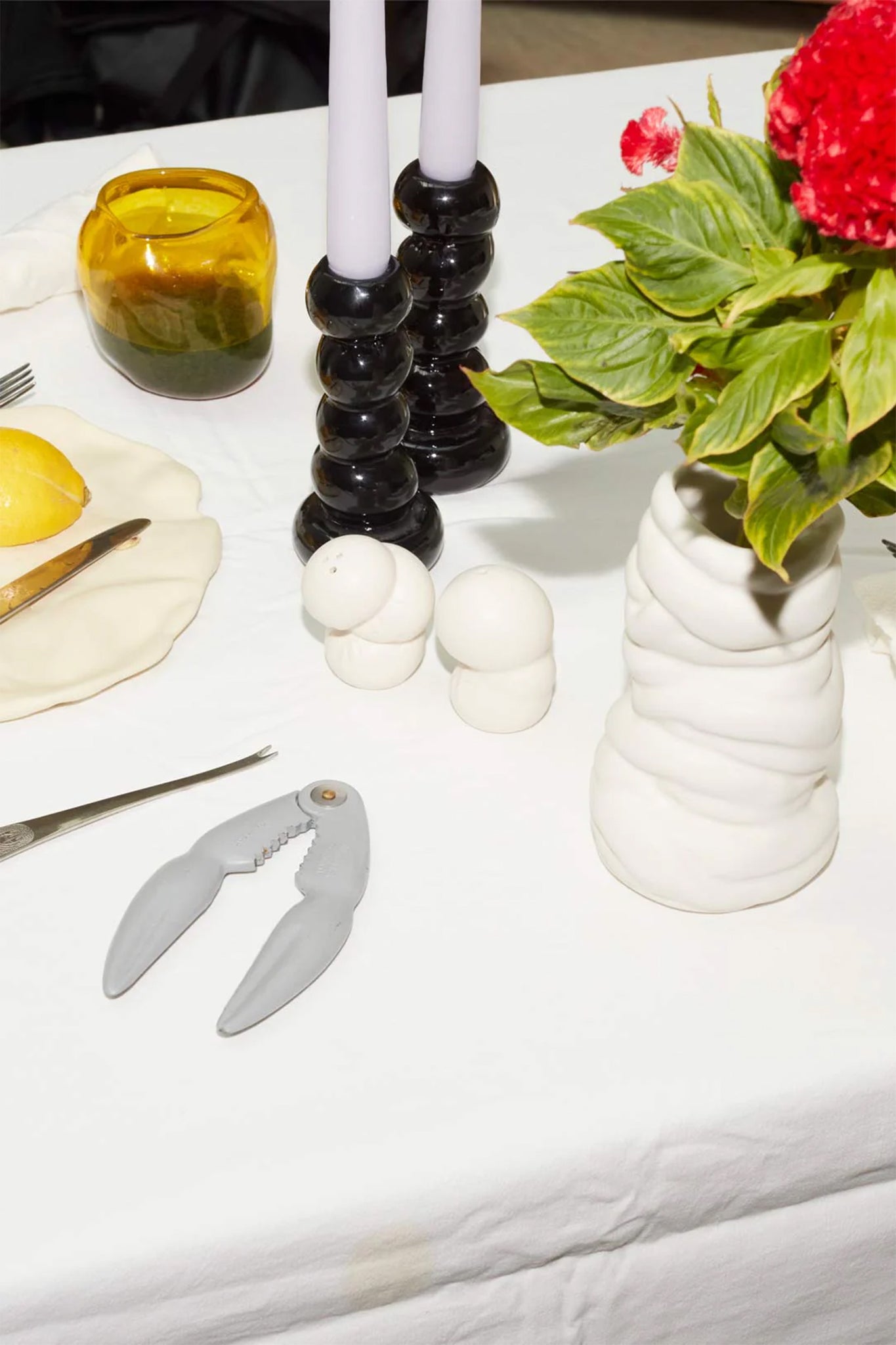 Squeezed Mills Salt & Pepper Mill in Matte White